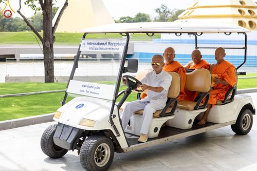 ภาพ No.156902:พิธีบรรพชาอุปสมบท ธรรมทายาท โครงการอุปสมบทหมู่บูชาธรรมครบรอบ 107 ปี วันครูผู้ค้นพบวิชชาธรรมกาย ณ โบสถ์พระไตรปิฏก วัดพระธรรมกาย วันเสาร์ที่ 14 กันยายน พ.ศ. 2567