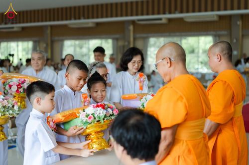 ภาพ No.346512:วันอาทิตย์ที่ 30 สิงหาคม พ.ศ.2569 พิธีทอดผ้าป่า สวดธรรมจักรกัปปวัตนสูตรกลั่นแผ่นดินโปรยรัตนชาติ  สถาปนาองค์พระเจดีย์เพื่อสร้างสันติภาพโลก  ณ ศูนย์ปฏิบัติธรรมพนมสารคาม (เพชรตะวัน) จังหวัดฉะเชิงเทรา