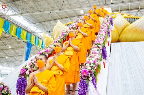 ภาพ No.82353:พิธีหล่อพระประธานเพื่อประดิษฐาน ณ มหาวิหารคด วันอาทิตย์ที่ 11 มิถุนายน พ.ศ. 2566 ณ สภาธรรมกายสากล วัดพระธรรมกาย