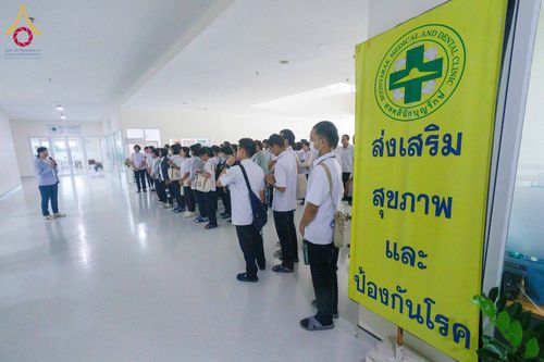 ภาพ No.346182:วันศุกร์ที่ 28 สิงหาคม พ.ศ 2569  บุคลากรใหม่รุ่นที่ 29 เยี่ยมชมศูนย์การแพทย์บุญรักษา ณ วัดพระธรรมกาย