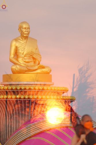 ภาพ No.74248:พุทธบุตรธรรมยาตรา ปฏิบัติธรรมและบันทึกภาพประวัติศาสตร์ ในโครงการธรรมยาตรากตัญญูบูชา มหาปูชนียาจารย์ พระมงคลเทพมุนี(สด จนฺทสโร) พระผู้ปราบมาร อนุสรณ์สถาน 7 แห่ง ปีที่ 11 ณ อนุสรณ์สถานบางปลา อ.บางเลน จ.นครปฐม วันที่ 23 มกราคม พ.ศ. 2566