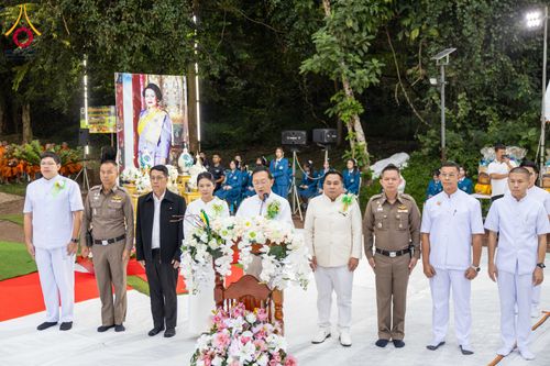 ภาพ No.285895:วันเสาร์ที่ 13 ธันวาคม พ.ศ.2568 พิธีตักบาตรพระภิกษุสามเณร 1,000 รูป ณ บริเวณหน้าอุทยานแห่งชาติเขาใหญ่ อำเภอปากช่อง จ.นครราชสีมา