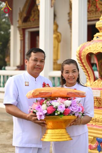 ภาพ No.298954:วันที่ 20 มกราคม พ.ศ. 2569 พิธีทอดผ้าป่าทำนุบำรุงศาสนสถาน ณ วัดใหม่นพรัตน์ ต.เนินพระปรางค์ อ.สองพี่น้อง จ.สุพรรณบุรี ในโครงการธรรมยาตรา กตัญญูบูชา มหาปูชนียาจารย์ พระมงคลเทพมุนี(สด จนฺทสโร) พระผู้ปราบมาร อนุสรณ์สถาน 7 แห่ง ปีที่ 14