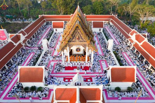 ภาพ No.73555:พิธีตักบาตรพระธรรมยาตราฯ ในโครงการธรรมยาตรากตัญญูบูชา มหาปูชนียาจารย์ พระมงคลเทพมุนี(สด จนฺทสโร) พระผู้ปราบมาร ปีที่ 11 ณ อนุสรณ์สถานลำดับที่ 4 สถานที่เกิดด้วยกายธรรม วัดโบสถ์ (บน) บางคูเวียง อ.บางกรวย จ.นนทบุรี วันที่ 22 มกราคม พ.ศ. 2566