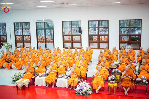 ภาพ No.316210:วันเสาร์ที่ 28 มีนาคม พ.ศ. 2569 พิธีบำเพ็ญกุศล คุณพ่อณรงค์ จินตมากุล  สิริอายุ 99 ปี 11 เดือน โยมบิดา พระครูปลัดรัตนวีรวัฒน์ (รังสฤษดิ์ อิทฺธิจินตโก) ที่ปรึกษาเจ้าคณะจังหวัดปทุมธานี เจ้าอาวาสวัดพระธรรมกาย  ณ ห้องปลูกศรัทธา 2 วัดพระธรรมกาย ปทุมธานี