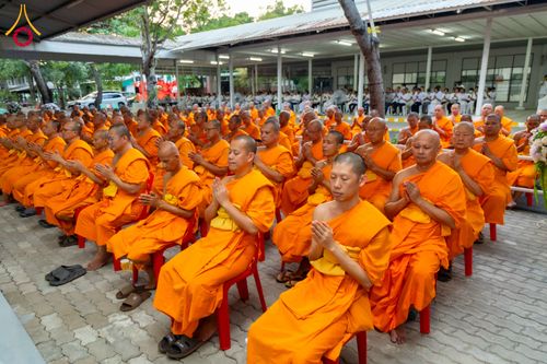 ภาพ No.316110:วันศุกร์ที่ 27 มีนาคม พ.ศ. 2569 พิธีบำเพ็ญกุศล คุณพ่อณรงค์ จินตมากุล  สิริอายุ 99 ปี 11 เดือน โยมบิดา พระครูปลัดรัตนวีรวัฒน์ (รังสฤษดิ์ อิทฺธิจินตโก) ที่ปรึกษาเจ้าคณะจังหวัดปทุมธานี เจ้าอาวาสวัดพระธรรมกาย  ณ ห้องปลูกศรัทธา 2 วัดพระธรรมกาย ปทุมธานี