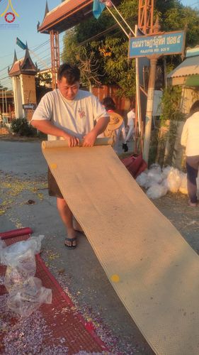 ภาพ No.105836:V.2 ทุ่มเท การเตรียมงาน เก็บงาน การรับบุญของเจ้าหน้าที่หน่วยงานต่างๆ เพื่อโครงการธรรมยาตรา กตัญญูบูชามหาปูชนียาจารย์ พระมงคลเทพมุนี (สด จนฺทสโร) พระผู้ปราบมาร อนุสรณ์สถาน 7 แห่ง ปีที่ 12 ระหว่างวันที่ 2 - 31 มกราคม พ.ศ.2567