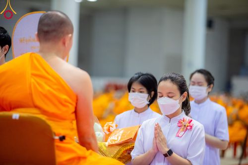 ภาพ No.91023:พิธีบำเพ็ญกุศลสวดพระอภิธรรม  อุบาสกถาวร พรหมถาวร (อุบาสกผู้ปั้นพระ) คืนที่ 6 วันพฤหัสบดีที่ 19 ตุลาคม พ.ศ. 2566 ณ ห้องแก้วสารพัดนึก 1 สภาธรรมกายสากล วัดพระธรรมกาย จ.ปทุมธานี