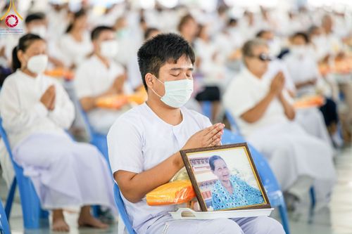 ภาพ No.100137:พิธีบุพเปตพลี  ครั้งที่ 143 วันที่ 27 พฤศจิกายน พ.ศ. 2566 วันพระ ขึ้น 15 ค่ำ เดือน 12 ณ หอฉันคุณยายอาจารย์ฯ วัดพระธรรมกาย