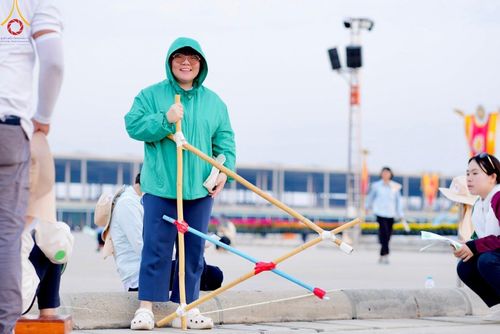 ภาพ No.120835:V.20 เป็นปลื้ม การเตรียมงาน เก็บงาน การรับบุญของเจ้าหน้าที่หน่วยงานต่างๆ เพื่อโครงการธรรมยาตรา กตัญญูบูชา มหาปูชนียาจารย์ พระมงคลเทพมุนี (สด จนฺทสโร) พระผู้ปราบมาร อนุสรณ์สถาน 7 แห่ง ปีที่ 12 ระหว่างวันที่ 2 - 31 มกราคม พ.ศ.2567