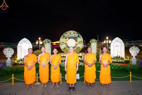 ภาพ No.160978:พิธีฉลองชัยสวดมนต์บทธัมมจักกัปปวัตนสูตร ครบ 6,788,140,140 จบ ณ มหารัตนวิหารคด วัดพระธรรมกาย วันที่ 10 ตุลาคม พศ. 2567