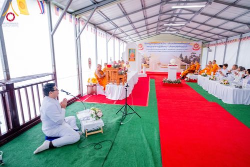 ภาพ No.135458:พิธีเจริญพระพุทธมนต์สมโภช แก้วบรมจักรพรรดิรัตนอนันต์ สถาปนาอาคารปฏิบัติธรรม แก้วธรรมชัยรัตนอนันต์ บูชาธรรมเนื่องในโอกาสอายุวัฒนมงคล 80 ปี หลวงพ่อธัมมชโย (22 เมษายน พ.ศ. 2567) วันพุธที่ 3 เมษายน พ.ศ. 2567 ณ วัดพระธรรมกายเทนเนสซี ประเทศสหรัฐอเมริกา