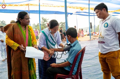 ภาพ No.127584:Photo Story ปฐมบรรพชาชาวพุทธมาร์มา Episode 2/5 วันที่ 6-7 กุมภาพันธ์ พ.ศ. 2567  โครงการบรรพชาครั้งประวัติศาสตร์ แห่งเทือกเขาจิตตะกอง  ครั้งแรกของชาวพุทธมาร์มา บังกลาเทศ บูชาธรรม 80 ปีหลวงพ่อธัมมชโย ณ วัดธัมจักร อรัญกุฏิ เมืองรัมการ์ คาร์กาชารี บังกลาเทศ