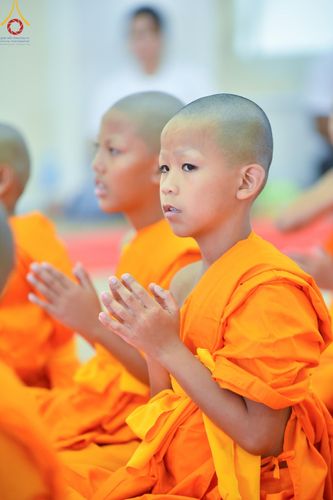 ภาพ No.133338:พิธีบรรพชาสามเณร ในโครงการบรรพชาสามเณร ฟื้นฟูพระพุทธศาสนาทั่วไทย ณ ศูนย์ปฏิบัติธรรมจันทบุรี วันพุธที่ 3 เมษายน พ.ศ. 2567