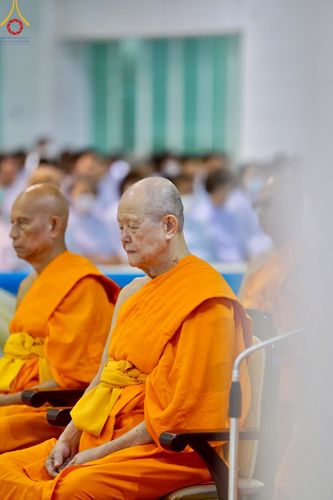 ภาพ No.222757:วันอาทิตย์ต้นเดือนที่ 4 พฤษภาคม พ.ศ. 2568 พิธีบูชาข้าวพระ ณ สภาธรรมกายสากล วัดพระธรรมกาย