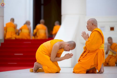 ภาพ No.250624:วันอังคารที่ 7 ตุลาคม พ.ศ. 2568 พิธีมหาปวารณาออกพรรษา ณ โบสถ์พระไตรปิฎก วัดพระธรรมกาย