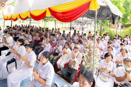 ภาพ No.255846:วันที่ 14 ตุลาคม พ.ศ. 2568 พิธีทอดกฐินสามัคคีทั่วไทย 30,000 วัด โดยคณะศิษยานุศิษย์ บูชาธรรม 81 ปี หลวงพ่อธัมมชโย ณ ศูนย์ปฏิบัติธรรมชัยนาท ต.ธรรมามูล อ.ชัยนาท จ.ชัยนาท