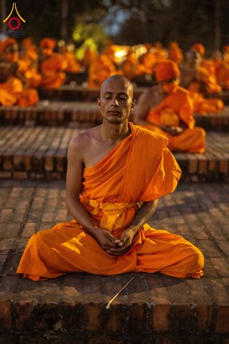 ภาพ No.130610:พิธีจุดโคมประทีปถวายเป็นพุทธบูชา ในโครงการบรรพชา 1,250 รูป ณ มหาวิหารมายาเทวี แดนประสูติ สวนลุมพินี ประเทศเนปาล วันที่ 9 มีนาคม พ.ศ. 2567