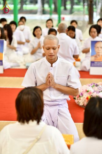 ภาพ No.256177:วันที่ 4 ตุลาคม พ.ศ. 2568 พิธีบรรพชาอุปสมบท  โครงการอุปสมบทหมู่บูชาธรรม 141 ปี  พระมงคลเทพมุนี (สด จนฺทสโร) ณ โบสถ์พระไตรปิฏก วัดพระธรรมกาย จ.ปทุมธานี