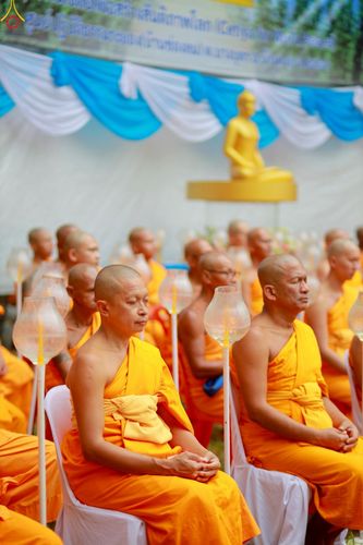 ภาพ No.238334:วันเสาร์ที่ 9 สิงหาคม พ.ศ. 2568 พิธีกลั่นแผ่นดิน โปรยทราย และจุดประทีปถวายเป็นพุทธบูชา จ.ระยอง สถาปนาองค์พระเจดีย์เพื่อสร้างสันติภาพโลก ณ ศูนย์ปฏิบัติธรรมระยอง(บ้านช่องลม) ต.บางบุตร อ.บ้านค่าย จ.ระยอง