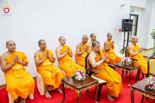 ภาพ No.221848:โครงการปฏิบัติธรรมอบรมศีลธรรม “บวชอุบาสิกาแก้ว” ถวายเป็นพระราชกุศลแด่พระบาทสมเด็จพระเจ้าอยู่หัว เนื่องในโอกาสมหามงคล “วันฉัตรมงคล”  ระหว่างวันที่ 2 – 4 พฤษภาคม 2568  ณ อาคาร 115 ปี คุณยายอาจารย์ฯ
