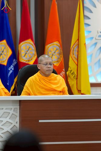 ภาพ No.227508:วันที่ 30 พฤษภาคม พ.ศ. 2568 สันติสุขจากสมาธิ แผ่ไพศาลในแดนอิเหนา : พระสงฆ์ไทยเยือนวิทยาลัยราเดนวิจายา อินโดนีเซีย