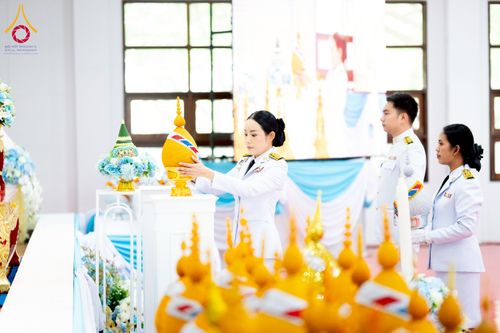 ภาพ No.237718:พิธีถวายเครื่องราชสักการะและวางพานพุ่ม และพิธีจุดเทียนถวายพระพรชัยมงคล เนื่องในโอกาสวันเฉลิมพระชนมพรรษา สมเด็จพระนางเจ้าสิริกิติ์ พระบรมราชินีนาถ พระบรมราชชนนีพันปีหลวง วันอังคารที่ 12 สิงหาคม พ.ศ. 2568  ณ อาคารปลูกศรัทธา 2 วัดพระธรรมกาย