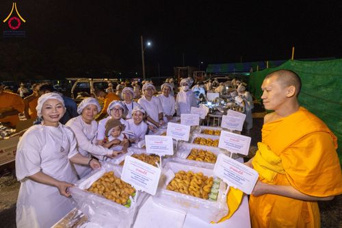 ภาพ No.118031:พิธีถวายภัตตาหารเป็นสังฆทาน แด่คณะพระธรรมยาตรา ปีที่ 12 วันที่ 24 มกราคม พ.ศ. 2567 ณ อนุสรณ์สถานบางนางแท่น จ.นครปฐม