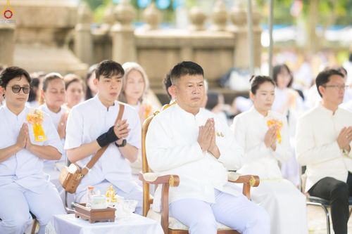 ภาพ No.239163:วันอาทิตย์ที่ 17 สิงหาคม พ.ศ. 2568 พิธีอัญเชิญรูปเหมือนพระมงคลเทพมุนี (สด จันทสโร) ณ ศาลากลางจังหวัดเลย ถึงลานพญานาค สวนสาธารณะกุดป่อง อ.เมือง จ.เลย