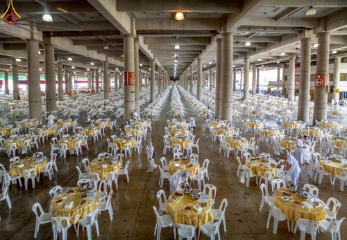 ภาพ No.219392:วันอังคารที่ 22 เมษายน พ.ศ. 2568 พิธีมอบปัจจัยช่วยเหลือครู 4 จังหวัดชายแดนภาคใต้ , พิธีกล่าวคำถวายอุปกรณ์ เพื่อเตรียมการต้อนรับคณะสงฆ์ฯ , พิธีกล่าวคำถวายภัตตาหารเป็นสังฆทาน , คณะสงฆ์ฉันภัตตาหารเพล  เนื่องในวันคุ้มครองโลก พิธีถวายมหาสังฆทานแด่คณะสงฆ์