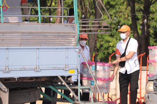 ภาพ No.110837:V.9 กล้าเก่ง การเตรียมงาน เก็บงาน การรับบุญของเจ้าหน้าที่หน่วยงานต่างๆ เพื่อโครงการธรรมยาตรา กตัญญูบูชามหาปูชนียาจารย์ พระมงคลเทพมุนี (สด จนฺทสโร) พระผู้ปราบมาร อนุสรณ์สถาน 7 แห่ง ปีที่ 12 ระหว่างวันที่ 2 - 31 มกราคม พ.ศ.2567