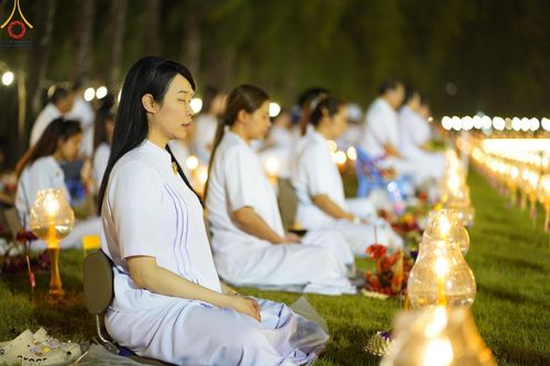 ภาพ No.170286:พิธีลอยกระทงธรรม ณ สระเศรษฐีทะเลบุญ มหาวิหารพระมงคลเทพมุนีฯ วัดพระธรรมกาย วันศุกร์ที่ 15 พฤศจิกายน พ.ศ.2567 (วันเพ็ญ 15 ค่ำ เดือน 12)