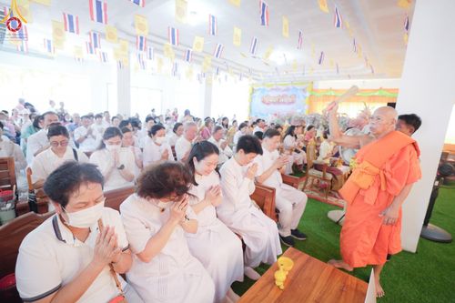 ภาพ No.171227:พิธีทอดกฐิน ณ วัดยางสุทธาราม ต.บ้านช่างหล่อ อ.บางกอกน้อย จ.กรุงเทพฯ ในโครงการกฐินสามัคคีทั่วไทย 30,000 วัด บูชาธรรม 80 ปี หลวงพ่อธัมมชโย โดยคณะศิษยานุศิษย์วัดพระธรรมกาย วันที่ 27 ตุลาคม พ.ศ. 2567