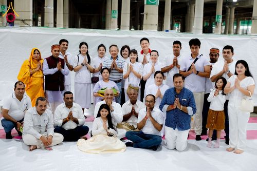 ภาพ No.143808:พิธีปลงผมยุวธรรมทายาท โครงการสามเณรโรงเรียนนานาชาติ รุ่นที่  13 ณ วิหารคด คอร์ 9 วัดพระธรรมกาย วันอาทิตย์ที่ 7 กรกฎาคม พ.ศ. 2567