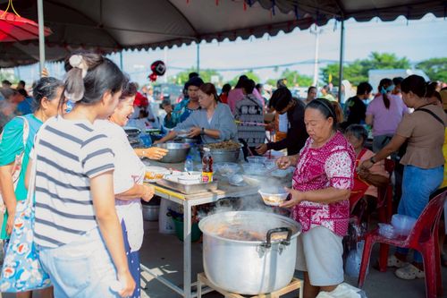 ภาพ No.252096:วันที่ 11 ตุลาคม พ.ศ. 2568 พิธีทอดกฐินสามัคคีทั่วไทย 30,000 วัด โดยคณะศิษยานุศิษย์ บูชาธรรม 81 ปี หลวงพ่อธัมมชโย ณ วัดลาดบัวหลวง จ.พระนครศรีอยุธยา