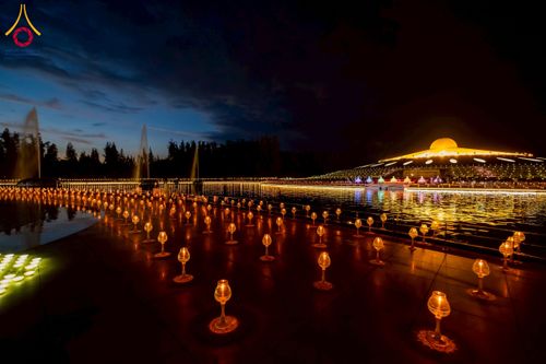 ภาพ No.266287:วันพุธที่ 5 พฤศจิกายน พ.ศ. 2568 (วันพระ ขึ้น 15 ค่ำ เดือน 12) พิธีลอยกระทงธรรม  ณ สระมหาเศรษฐีทะเลบุญ มหาวิหารพระมงคลเทพมุนี วัดพระธรรมกาย จ.ปทุมธานี