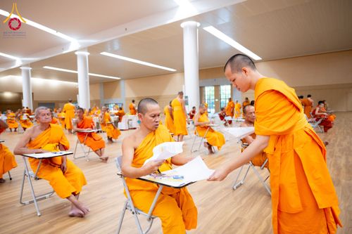 ภาพ No.161239:พิธีสอบธรรมสนามหลวงนักธรรมชั้นตรี วันที่ 11-14 ตุลาคม พ.ศ. 2567 ณ สนามสอบวัดพระธรรมกาย อ.คลองหลวง จ.ปทุมธานี