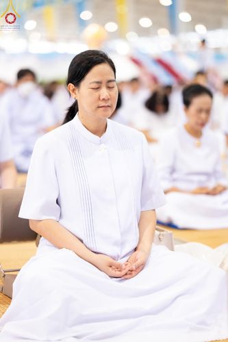 ภาพ No.159147:พิธีบูชาข้าวพระ ในวันอาทิตย์ต้นเดือน วันที่ 6 ตุลาคม พ.ศ. 2567 ณ สภาธรรมกายสากล วัดพระธรรมกาย