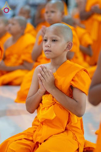 ภาพ No.58550:โครงการบรรพชาสามเณร ภาคฤดูร้อน เฉลิมพระเกียรติพระบาทสมเด็จพระเจ้าอยู่หัว เนื่องในโอกาส พระราชพิธีมหามงคลเฉลิมพระชนมพรรษา 6 รอบ 28 กรกฎาคม พ.ศ. 2567 ระหว่างวันที่ 20 เมษายน ถึง 6 พฤษภาคม 2567 ณ วัดกลางธนรินทร์ (ธรรมอุทยานบ้านแป้ง)