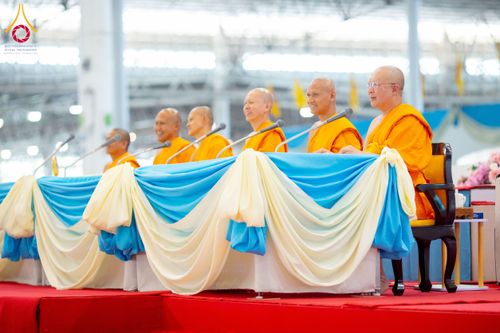 ภาพ No.209122:วันเสาร์ที่ 1 มีนาคม พ.ศ. 2568 สัมมนาใหญ่ ผู้นำบุญ 10,000 คน เพื่องานมหาสังฆทาน 40,000 กว่าวัดทั่วประเทศ ณ สภาธรรมกายสากล วัดพระธรรมกาย