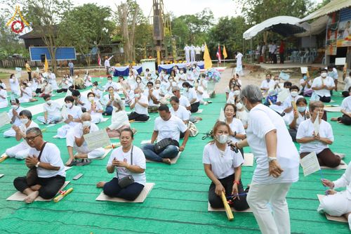 ภาพ No.76122:9พิธีวางศิลาฤกษ์ และตอกเสาเข็มมงคลต้นแรก สร้างหอฉันคุณยายอาจารย์มหารัตนอุบาสิกาจันทร์ ขนนกยูง  ณ ศูนย์ปฎิบัติธรรมนานาชาติสะเดา จ.สงขลา วันที่ 27 มกราคม พ.ศ. 2566