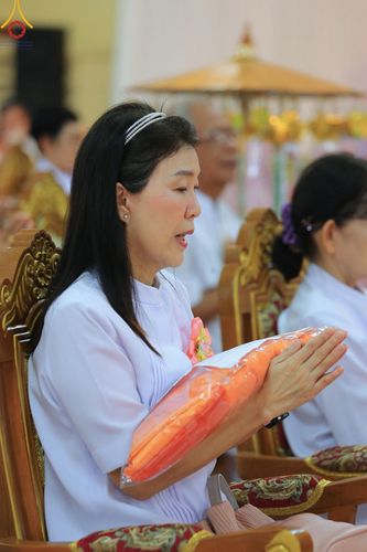 ภาพ No.166365:พิธีทอดกฐิน ณ วัดคูหาสุวรรณ จ.สุโขทัย ในโครงการกฐินสามัคคีทั่วไทย 30,000 วัด บูชาธรรม 80 ปี หลวงพ่อธัมมชโย โดยคณะศิษยานุศิษย์วัดพระธรรมกาย วันที่ 27 ตุลาคม พ.ศ. 2567