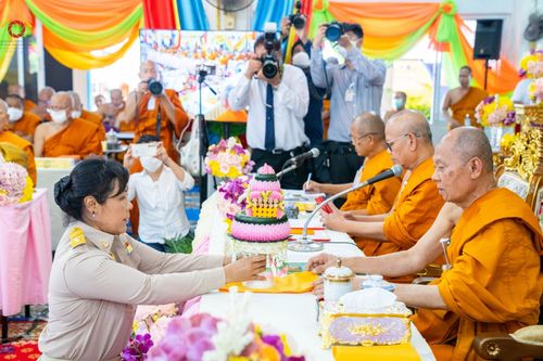 ภาพ No.87993:การลงพื้นที่ตรวจเยี่ยมและติดตามผลการดำเนินงาน โครงการสร้างความปรองดองสมานฉันท์ โดยใช้หลักธรรมทางพระพุทธศาสนา "หมู่บ้านรักษาศีล5" จังหวัดปทุมธานี