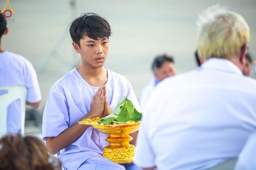 ภาพ No.132637:พิธีปลงผมยุวธรรมทายาท รุ่นที่ 32 มัชฌิมธรรมทายาท รุ่นที่ 28 ณ ลานธรรม วัดพระธรรมกาย วันเสาร์ที่ 30 มีนาคม พ.ศ. 2567