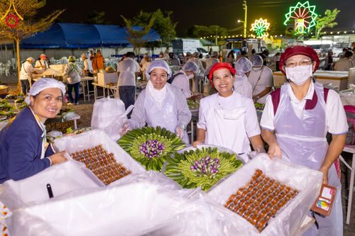 ภาพ No.115624:พิธีถวายภัตตาหารเป็นสังฆทาน แด่คณะพระธรรมยาตรา ปีที่ 12 วันที่ 20 มกราคม พ.ศ. 2567 ณ วัดโบสถ์(บน) บางคูเวียง จ.นนทบุรี