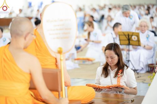 ภาพ No.58603:พิธีบุพเปตพลี ครั้งที่ 149 ร่วมอุทิศบุญแด่หมู่ญาติที่ล่วงลับไปแล้ว และสืบทอดอายุพระพุทธศาสนา วันอังคารที่ 23 เมษายน พ.ศ. 2567 (วันพระ ขึ้น 15 ค่ำ เดือน 5) ณ หอฉันคุณยายอาจารย์ฯ วัดพระธรรมกาย