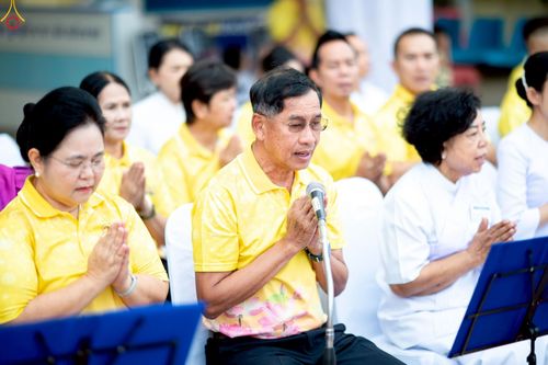 ภาพ No.241874:วันอาทิตย์ที่ 31 สิงหาคม พ.ศ. 2568 พิธีทำบุญแด่คณะสงฆ์ 122 รูป ฉลอง 121 ปี อำเภอคลองหลวง จ.ปทุมธานี เพื่อนำส่งช่วยเหลือคณะสงฆ์ 323 วัด 4 จังหวัดชายแดนภาคใต้ และช่วยเหลือประชาชนจากเหตุปะทะ แนวชายแดนไทย-กัมพูชา ณ บริเวณหน้าที่ว่าการอำเภอคลองหลวง 