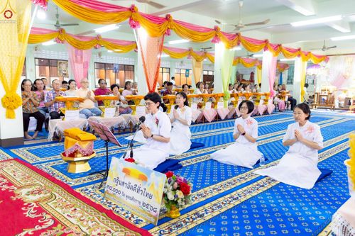 ภาพ No.259245:วันที่ 19 ตุลาคม พ.ศ. 2568 พิธีทอดกฐินสามัคคีทั่วไทย 30,000 วัด โดยคณะศิษยานุศิษย์ บูชาธรรม 81 ปี หลวงพ่อธัมมชโย ณ วัดบ้านพร้าวนอก ต.เชียงรากใหญ่ อ.สามโคก จ.ปทุมธานี