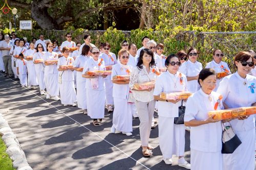 ภาพ No.259300:วันอาทิตย์ที่ 12 ตุลาคม พ.ศ. 2568 พิธีทอดกฐินบรมจักรพรรดิ สร้างอุโบสถ 82 ปี บูชาธรรมหลวงพ่อธัมมชโย ณ วัดพระธรรมกายแคลิฟอร์เนีย ประเทศสหรัฐอเมริกา 