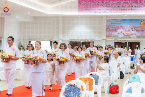 ภาพ No.255020:วันที่ 15 ตุลาคม พ.ศ. 2568 พิธีทอดกฐินสามัคคีประจำปี 2568 บูชาธรรม 81 ปี หลวงพ่อธัมมชโย ณ ศูนย์อบรมเยาวชนกาญจนบุรี